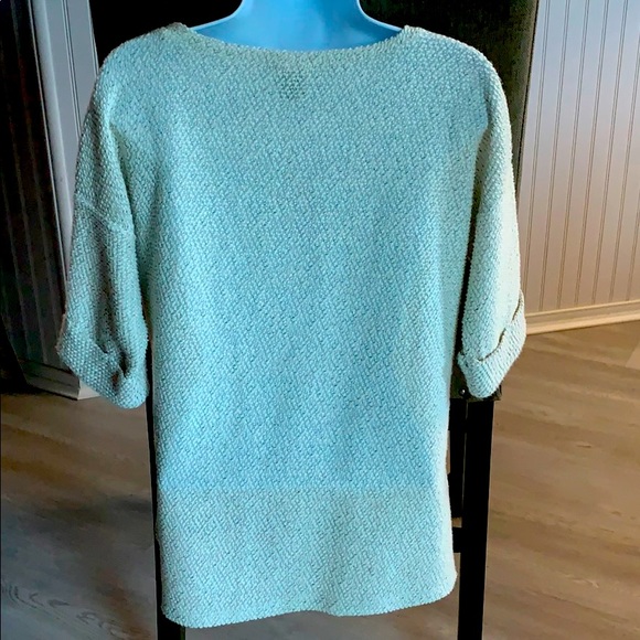 Pullover - Picture 2 of 2